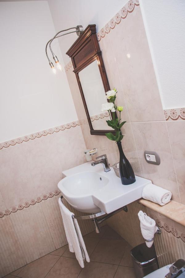 Agriturismo Rivella バルバレスコ エクステリア 写真