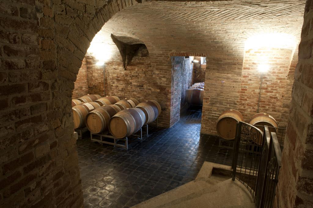 Agriturismo Rivella バルバレスコ エクステリア 写真